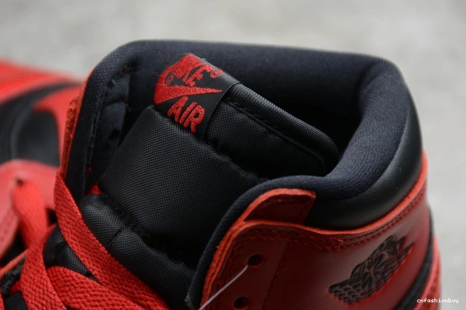 Varsity Jordan BQ4422-600 Red 1 Air High 85 1003